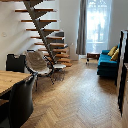 Apartment Plus Parking Brno Buitenkant foto