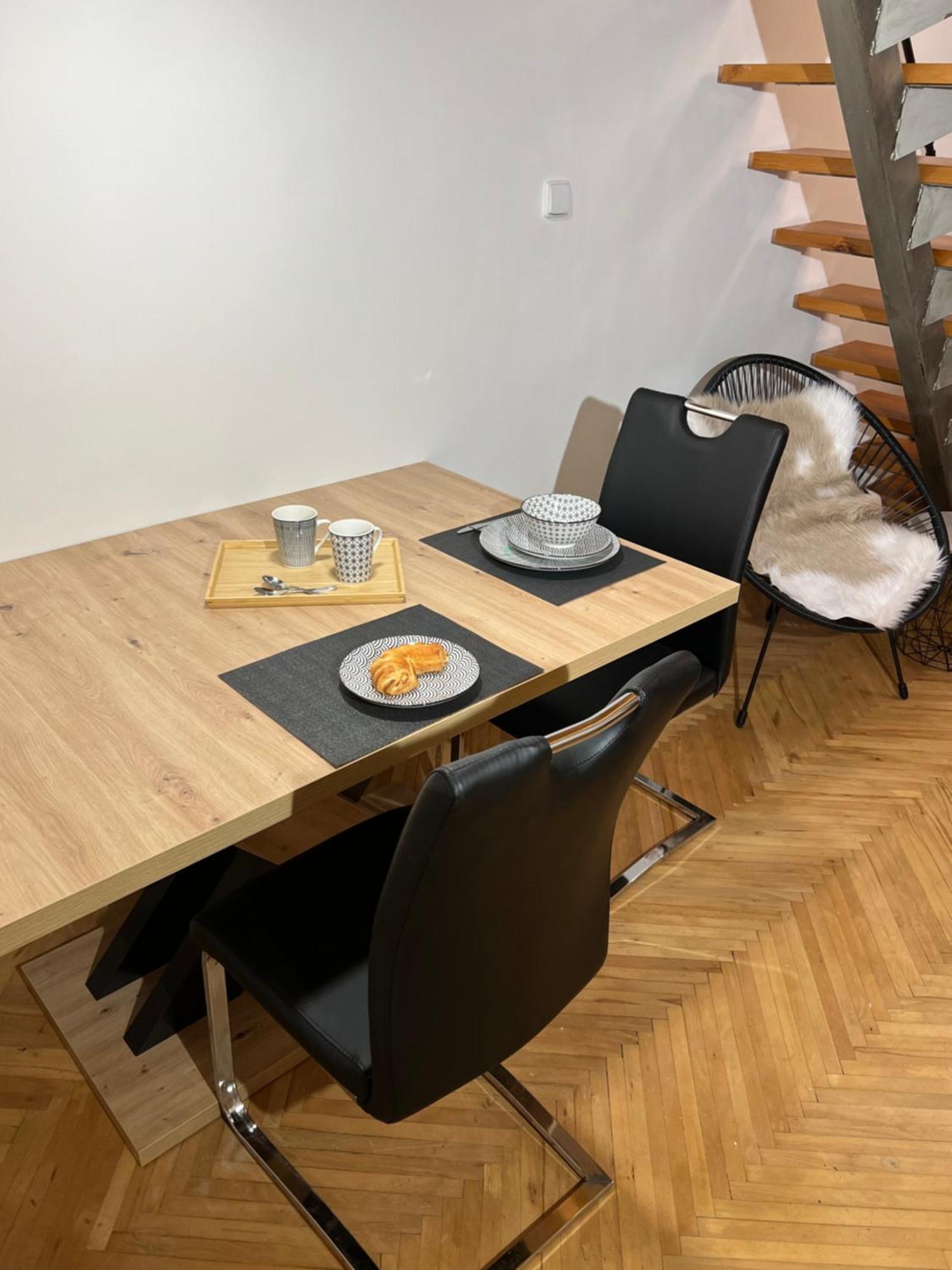 Apartment Plus Parking Brno Buitenkant foto